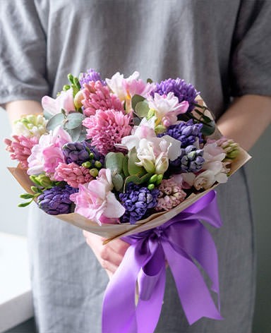 Бесплатная доставка цветов в Хадыженске